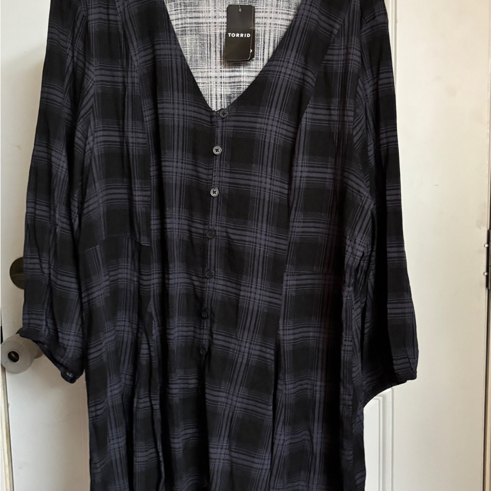 NWT Torrid Black Plaid shirt button down front